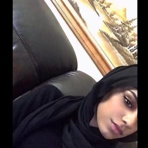 Meet your Posher, Aliya